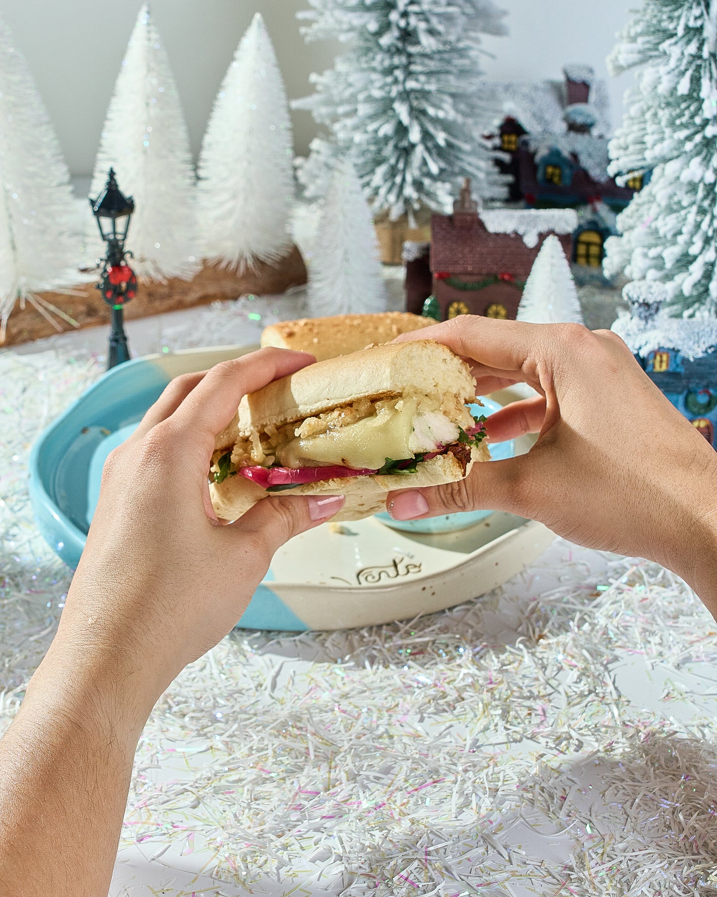 Coconut Chicken Sándwich