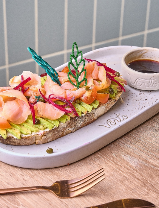 Tostada de Salmón Ahumado