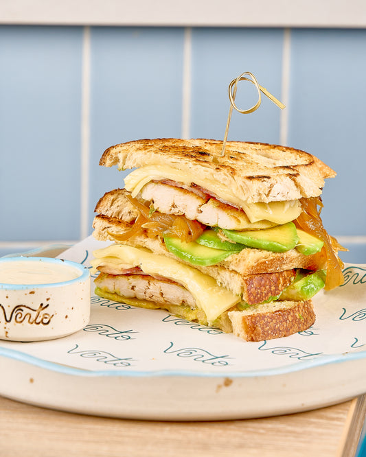 Sandwich de Pollo & Aguacate